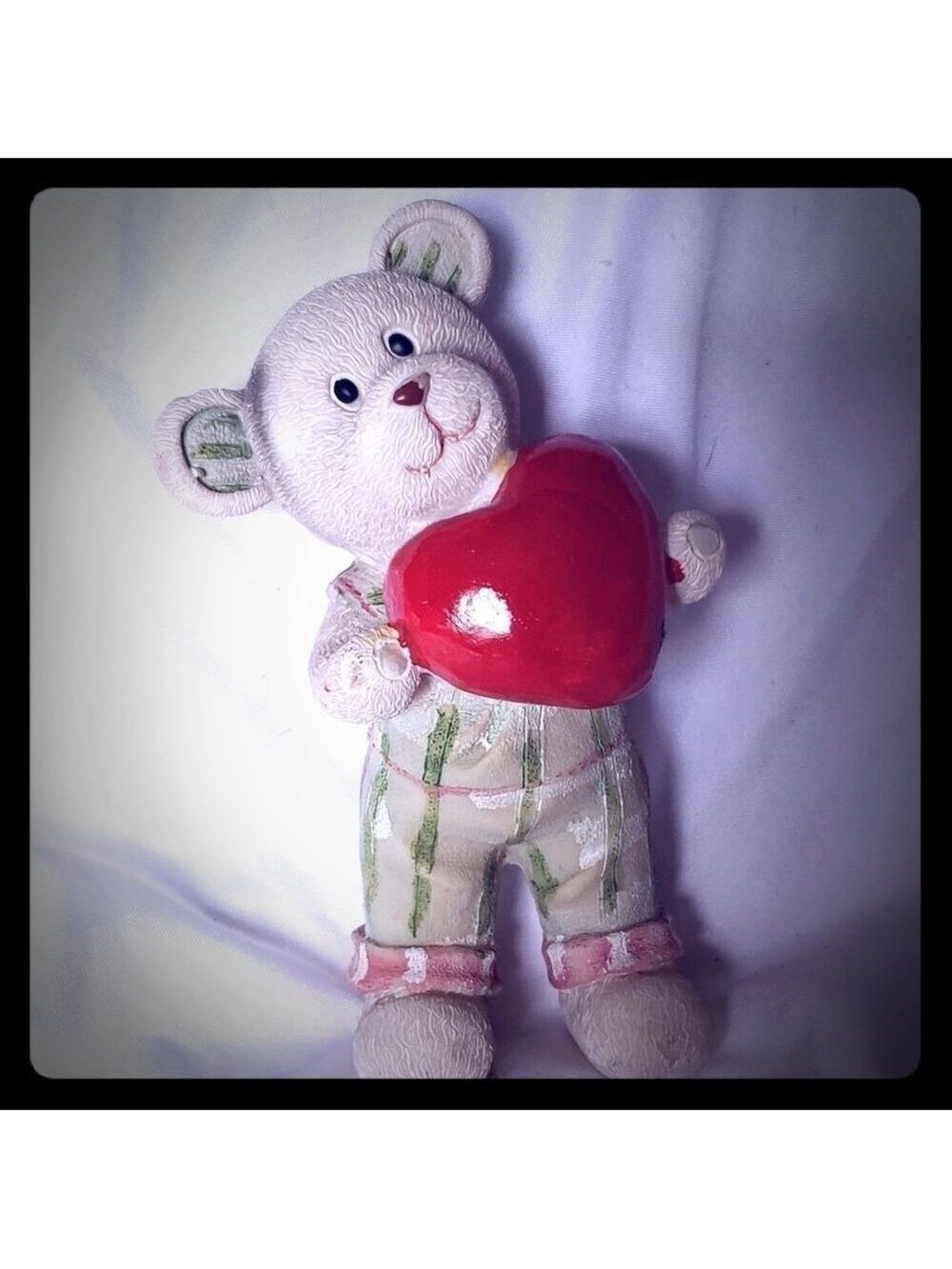 Bear Heart Figurine Resin 5.5 Inch
